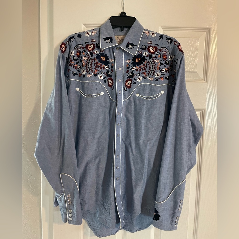 Rockmount Ranch Wear Western Embroidered Pearl Snap Size Small